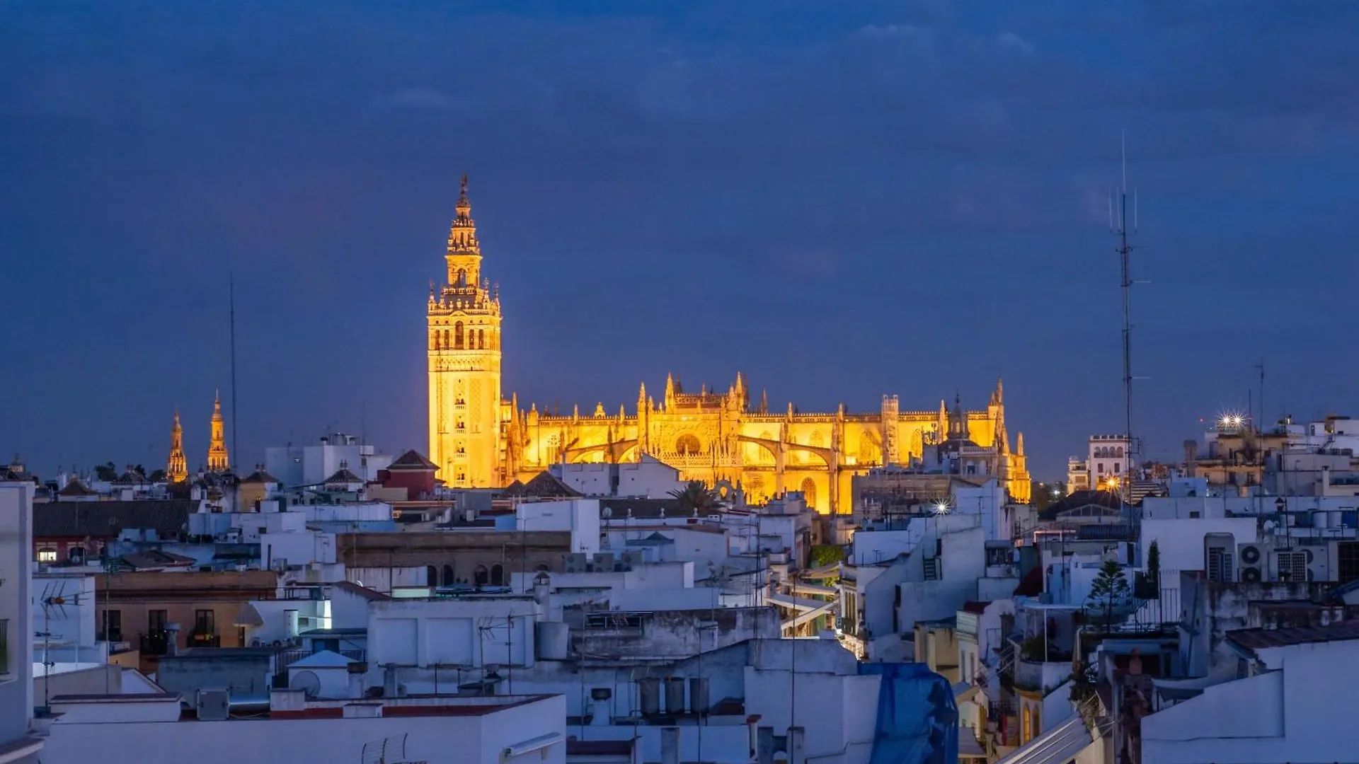 Apartment Betis Suites-La Campana Seville Spain