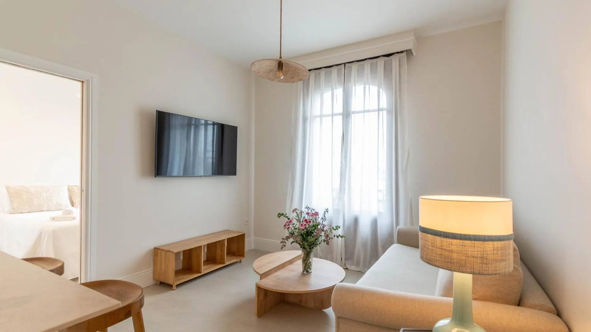 Betis Suites-La Campana Seville Apartment