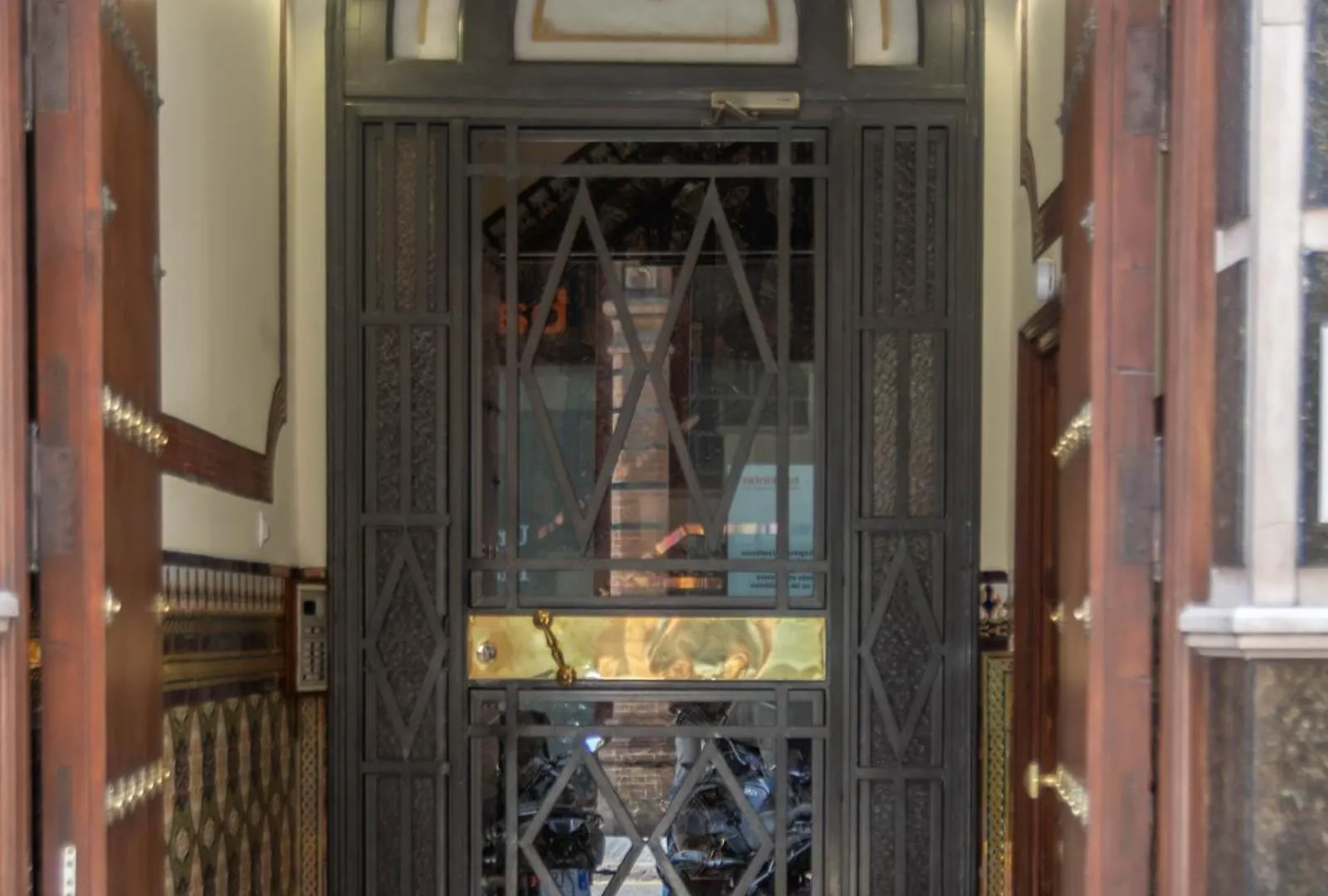 Betis Suites-La Campana Seville Apartment